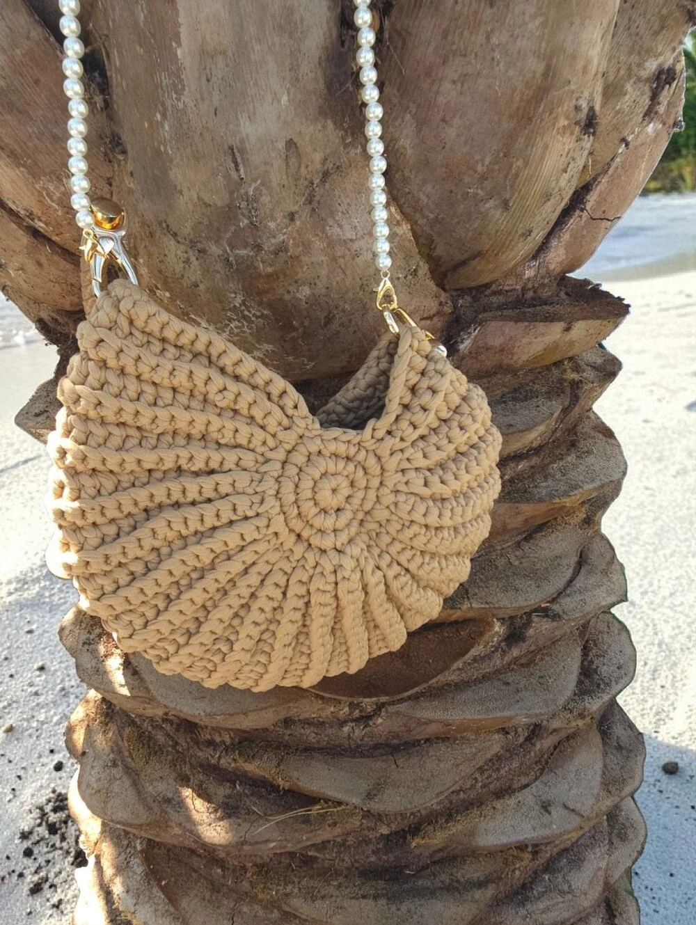 Unique Tan Crochet Shell Shoulder Bag with Both Short and Long Handles NWT